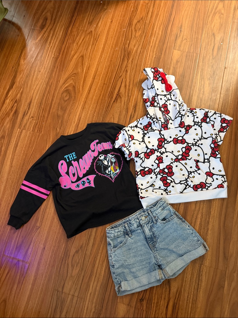 Bundle Girl 7 years Hello Kitty White & Red Hooded Short-Sleeve Top for Kids